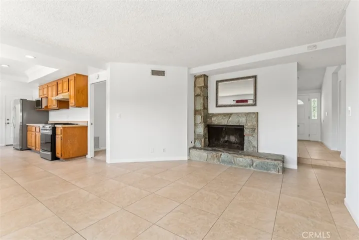 569 S Pine Street, Orange, California 92866