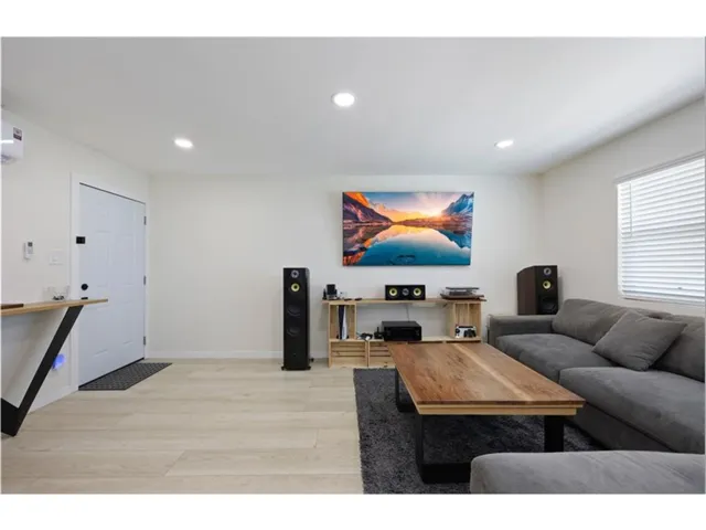 1209 S Grand Avenue, San Pedro, California 90731