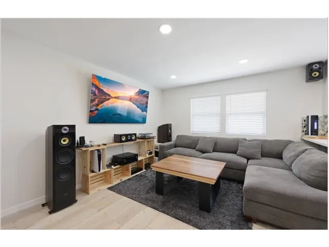 1209 S Grand Avenue, San Pedro, California 90731