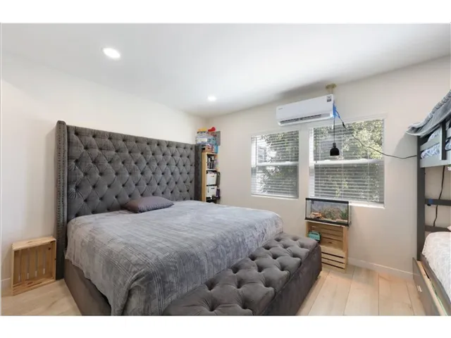 1209 S Grand Avenue, San Pedro, California 90731
