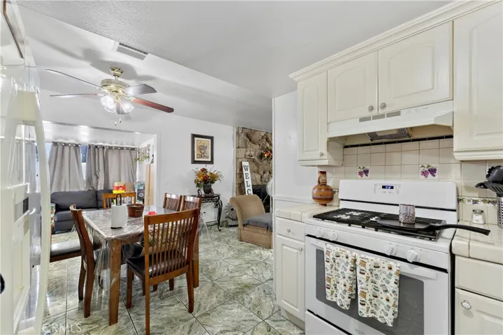 1093 Gentle Drive, Corona, California 92878