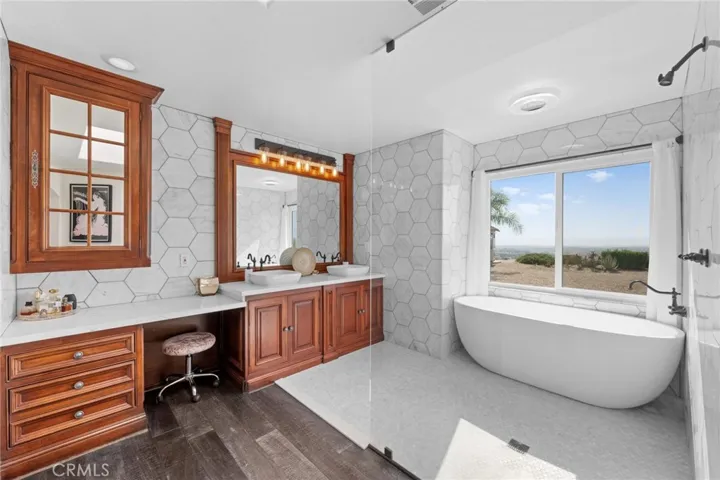 41272 Chaparral Drive, Temecula, California 92592