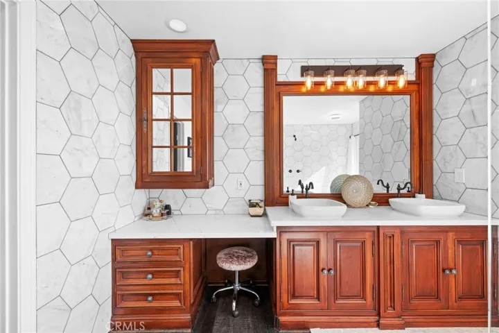 41272 Chaparral Drive, Temecula, California 92592