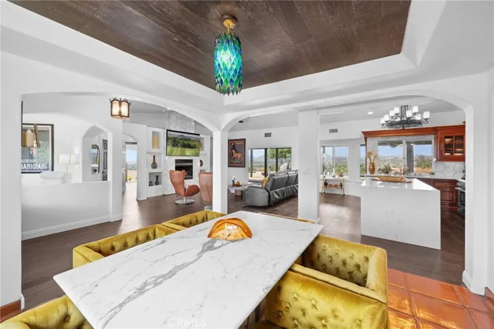 41272 Chaparral Drive, Temecula, California 92592