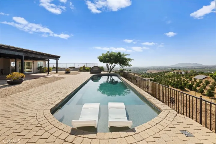 41272 Chaparral Drive, Temecula, California 92592