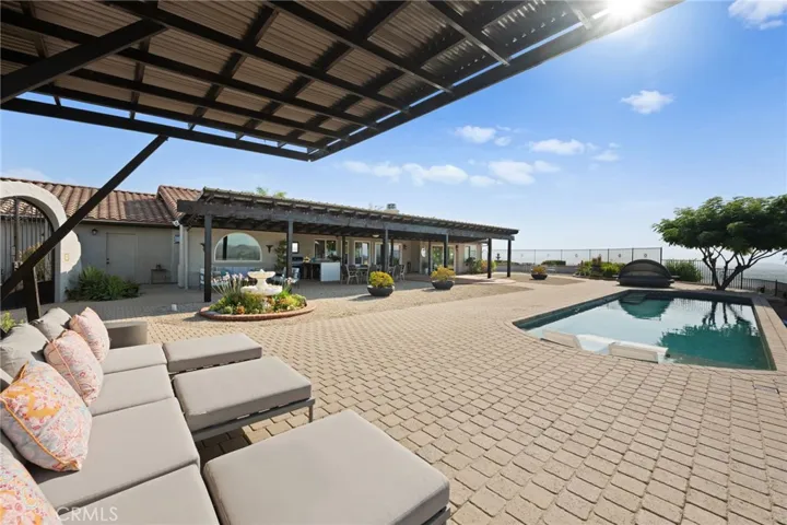 41272 Chaparral Drive, Temecula, California 92592