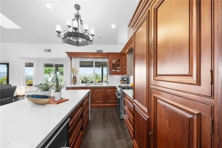 41272 Chaparral Drive, Temecula, California 92592