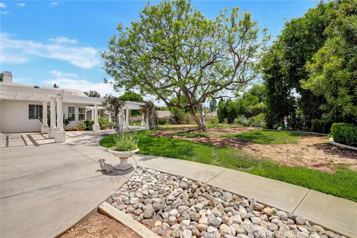 19172 Mccarthy Lane, Yorba Linda, California 92886