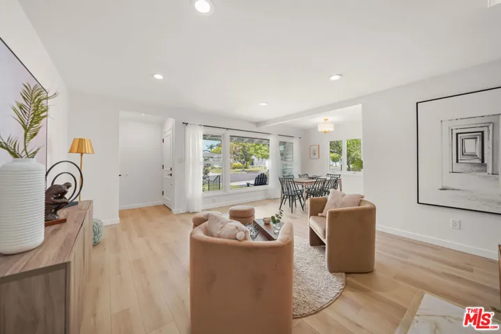 5760 Bucknell Avenue, Valley Village, California 91607