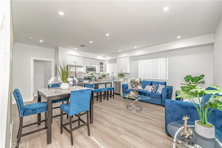 618 W 49th Street, Los Angeles, California 90037