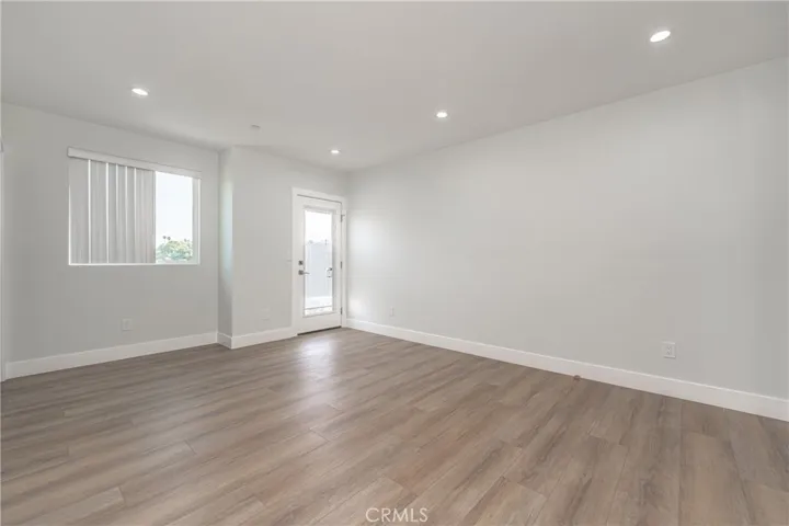 618 W 49th Street, Los Angeles, California 90037