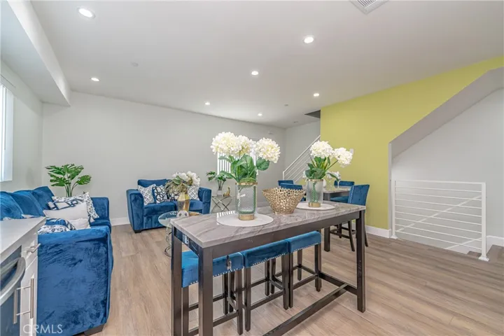 618 W 49th Street, Los Angeles, California 90037