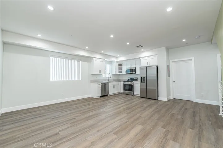 618 W 49th Street, Los Angeles, California 90037