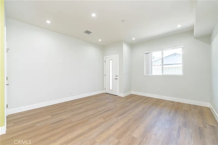618 W 49th Street, Los Angeles, California 90037