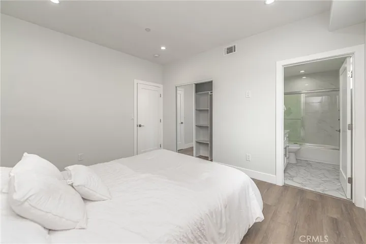 618 W 49th Street, Los Angeles, California 90037