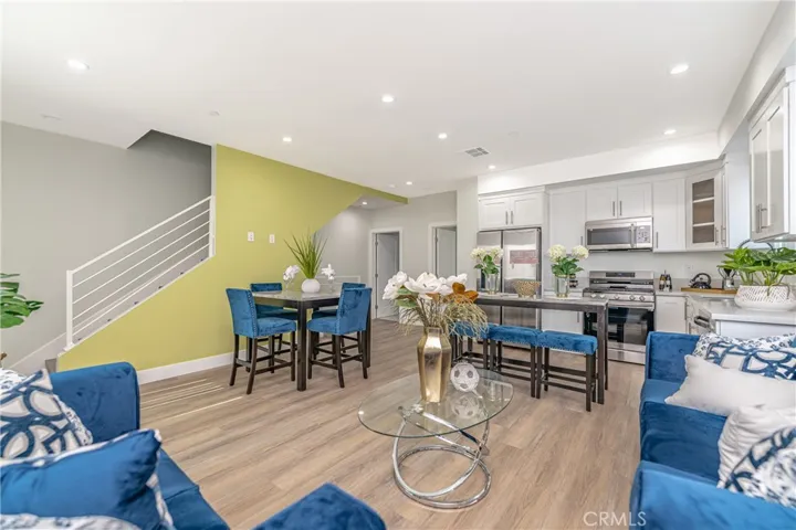 618 W 49th Street, Los Angeles, California 90037