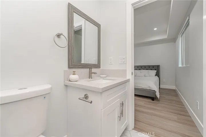 618 W 49th Street, Los Angeles, California 90037