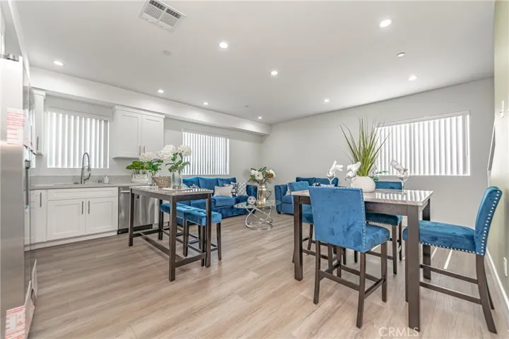 618 W 49th Street, Los Angeles, California 90037
