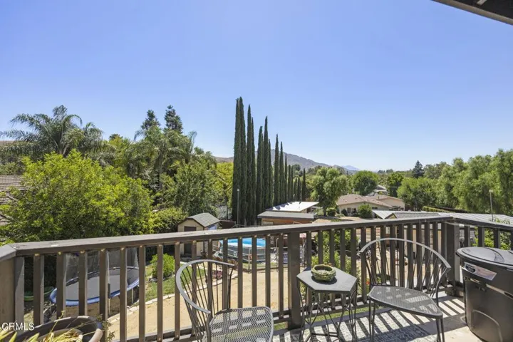 12-web-or-mls-Upmarketmedia_5340Lew-98