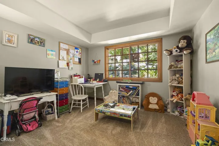 51-web-or-mls-Upmarketmedia_5340Lew-144