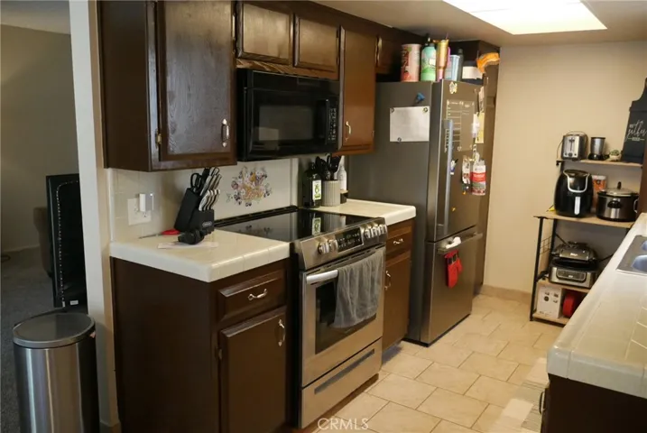 Kitchen: detail view.