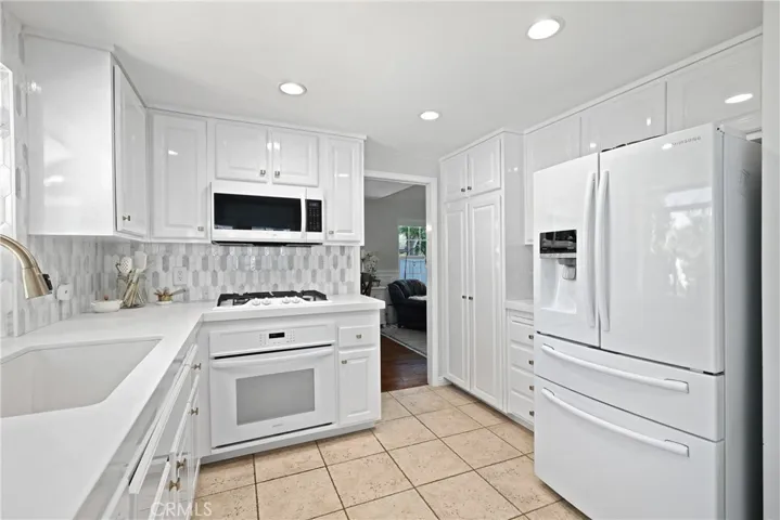 3 Honeysuckle, Irvine, California 92614