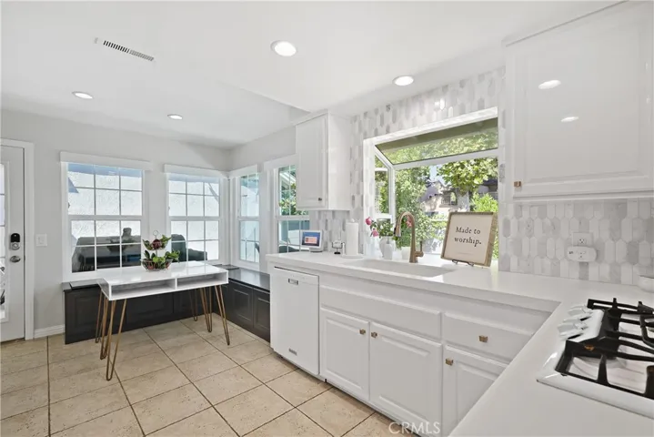 3 Honeysuckle, Irvine, California 92614