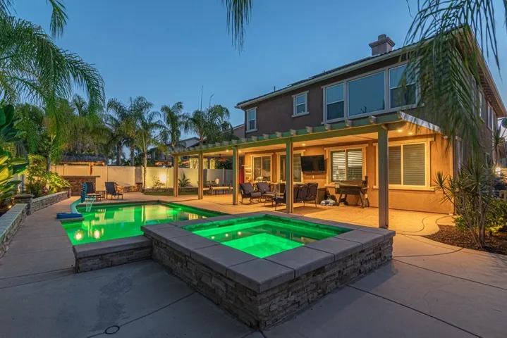 27792 Carlton Oaks Street, Murrieta, California 92562