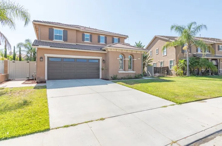 27792 Carlton Oaks Street, Murrieta, California 92562