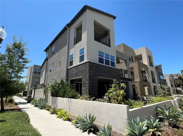 118 Pattern, Irvine, California 92618