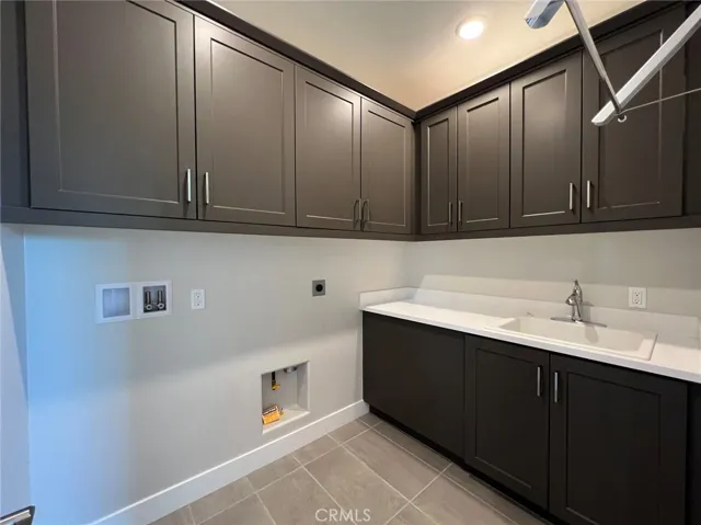 118 Pattern, Irvine, California 92618