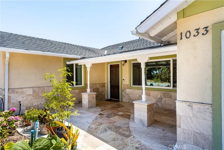 1033 Linden Place, Costa Mesa, California 92627