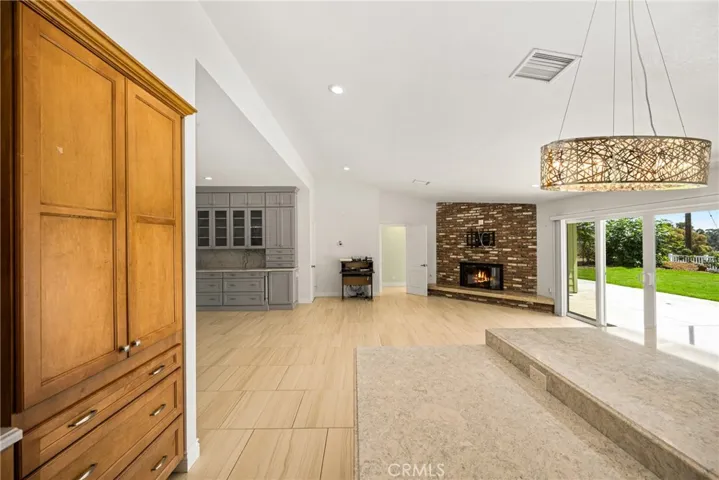 1033 Linden Place, Costa Mesa, California 92627