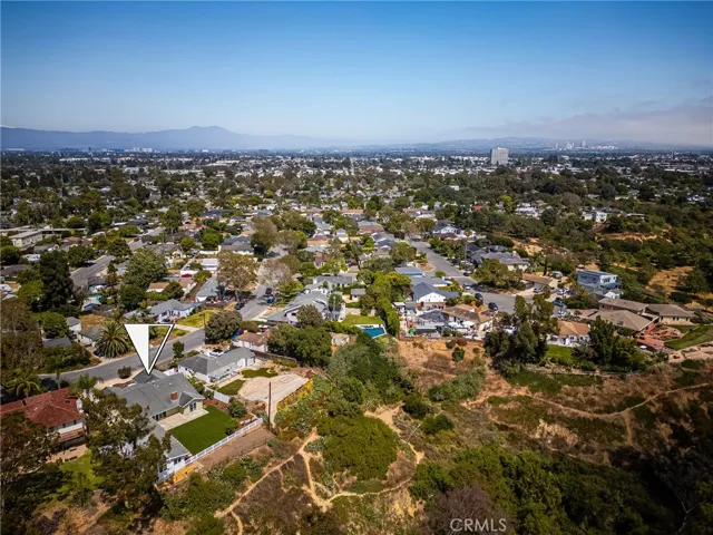 1033 Linden Place, Costa Mesa, California 92627