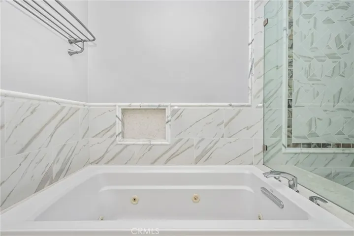1033 Linden Place, Costa Mesa, California 92627