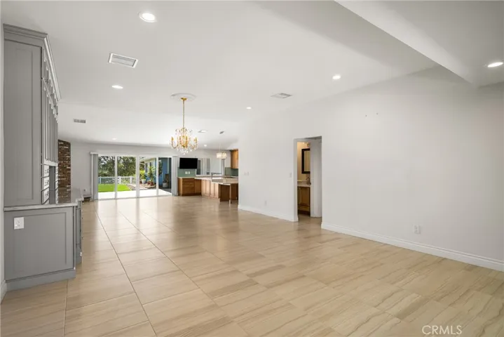 1033 Linden Place, Costa Mesa, California 92627