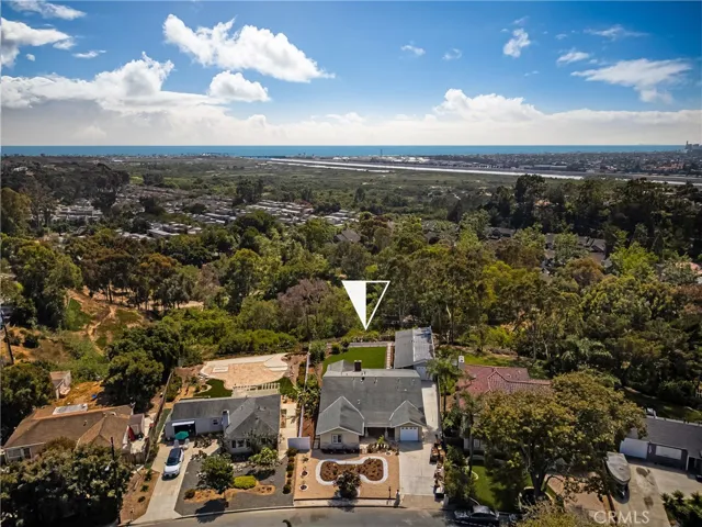 1033 Linden Place, Costa Mesa, California 92627