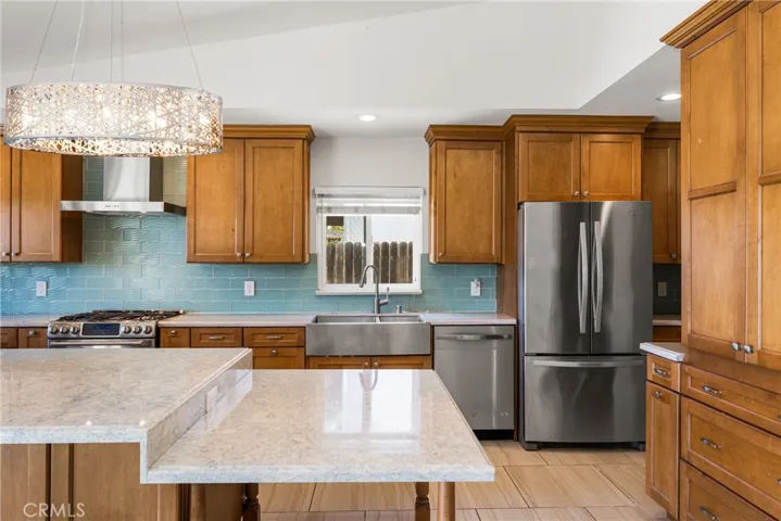 1033 Linden Place, Costa Mesa, California 92627