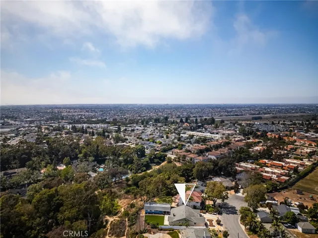 1033 Linden Place, Costa Mesa, California 92627