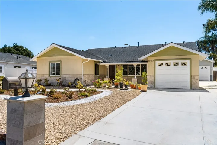 1033 Linden Place, Costa Mesa, California 92627
