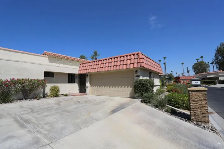 41471 Inverness Way, Palm Desert, California 92211