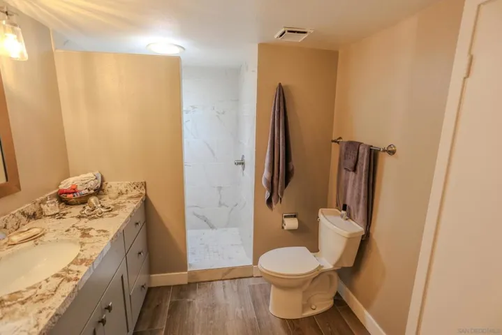 41471 Inverness Way, Palm Desert, California 92211