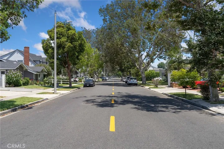 11791 Martha Ann Drive, Rossmoor, California 90720