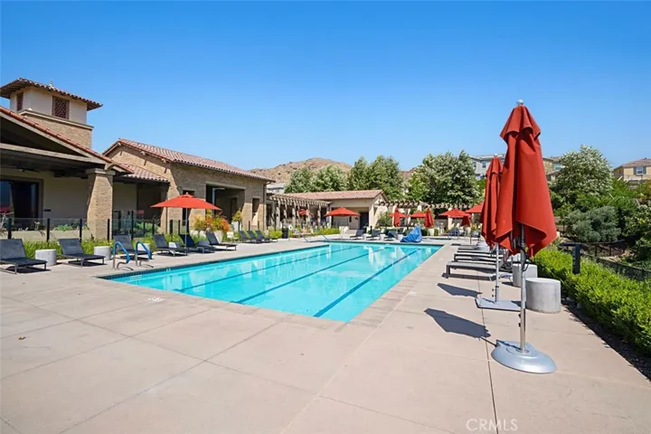 LARGE POOL VIEW 2