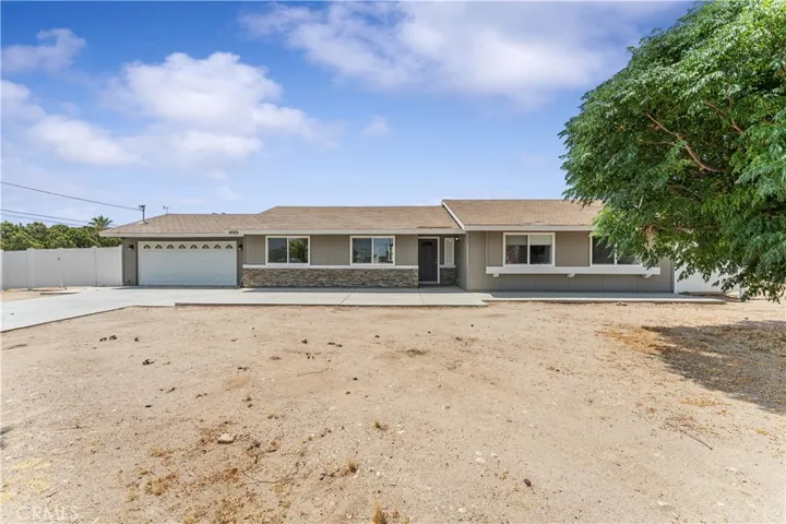 14819 Walnut Street, Hesperia, California 92345