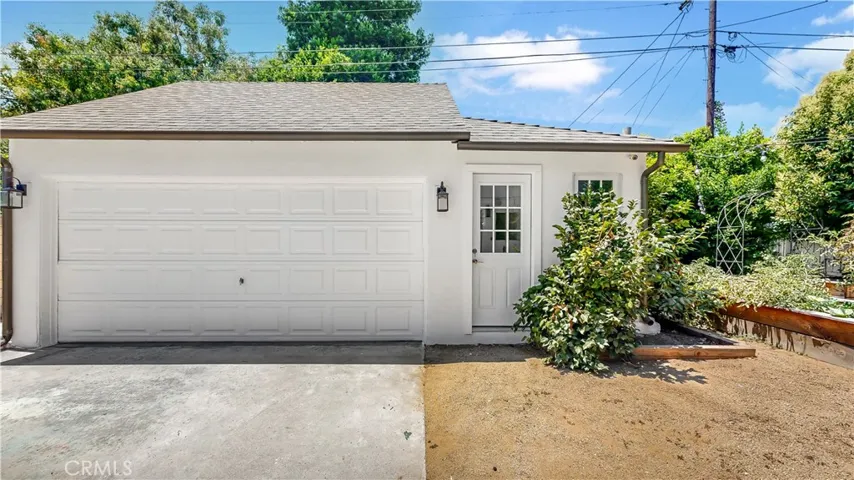 6537 Ranchito Avenue, Valley Glen, California 91401