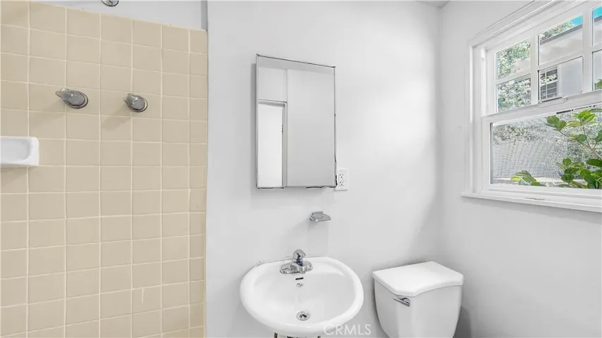 6537 Ranchito Avenue, Valley Glen, California 91401