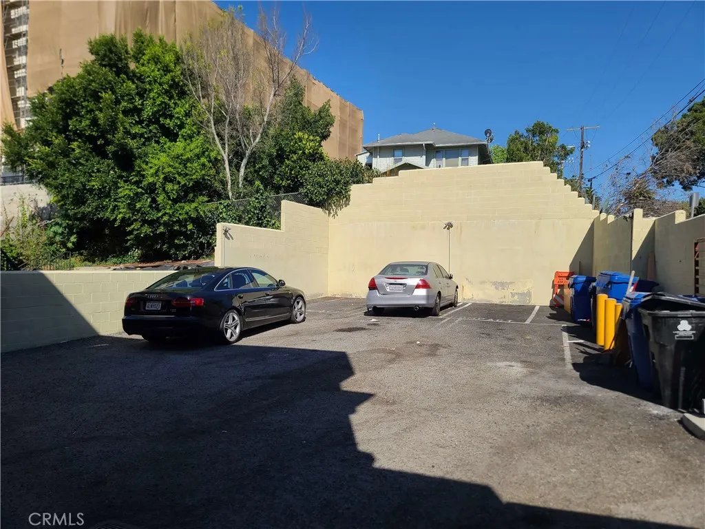 2021 Miramar Street, Los Angeles, California 90057 home-pic-8