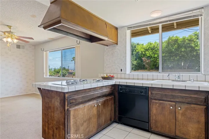 2534 Angelcrest Drive, Hacienda Heights, California 91745