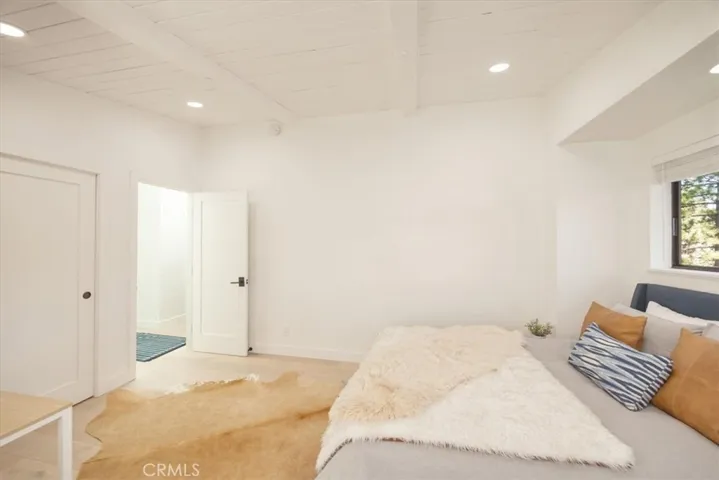 763 Cove Drive, Big Bear Lake, California 92315